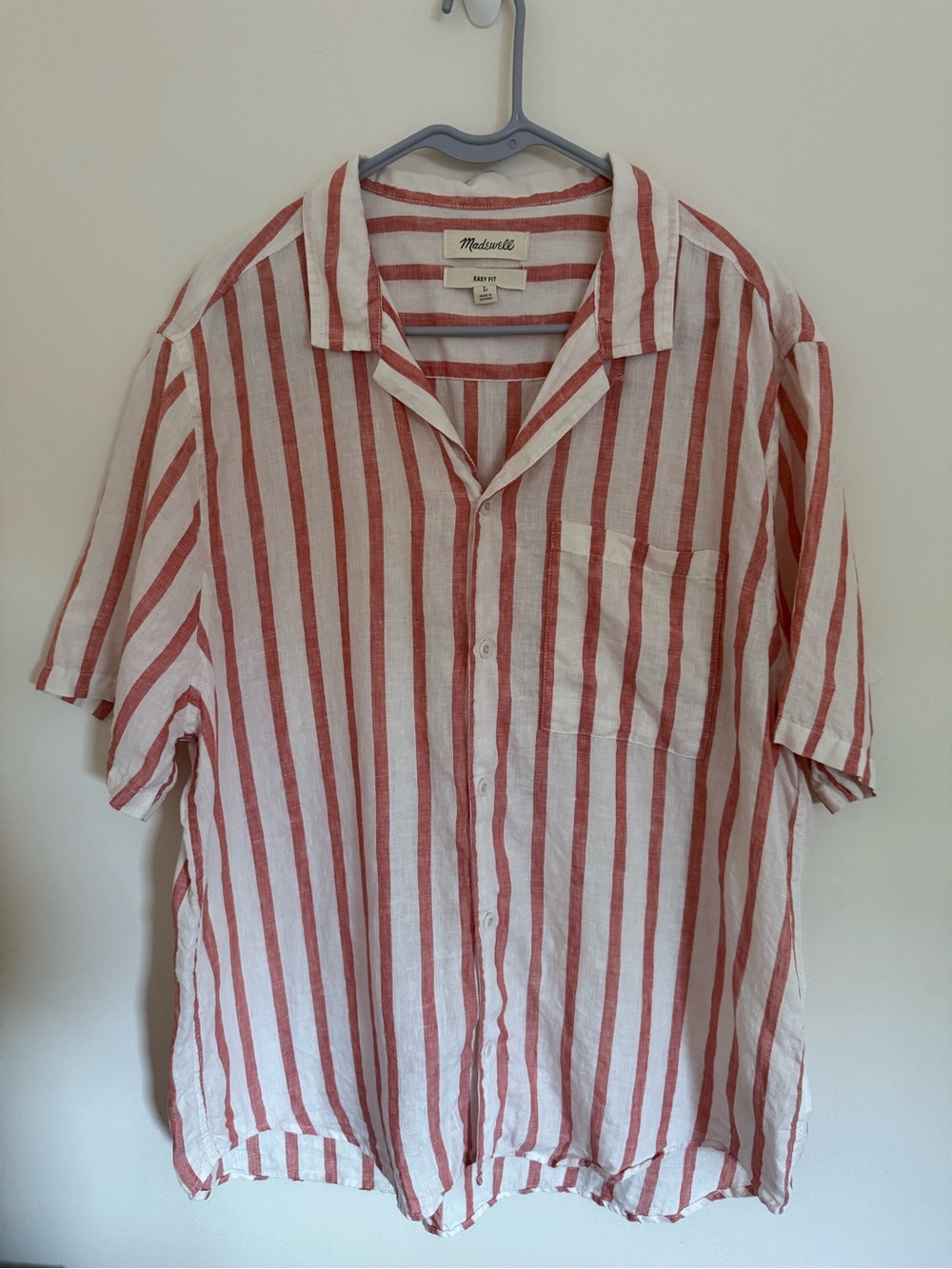 Madewell Men's Easy Fit Casual Striped Shirt in Cream and Coral size Large